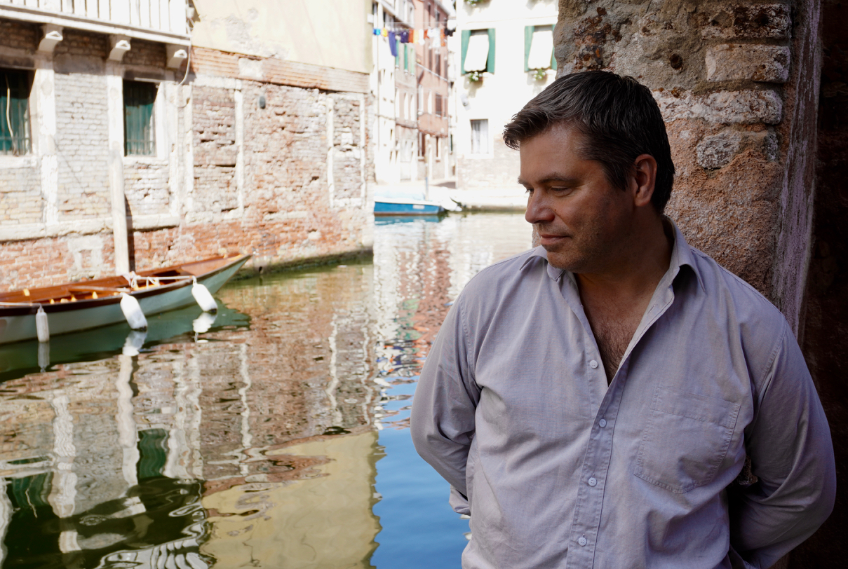 Tom Tikka & The Missing Hubcaps: Riding the Charts with “Something New”