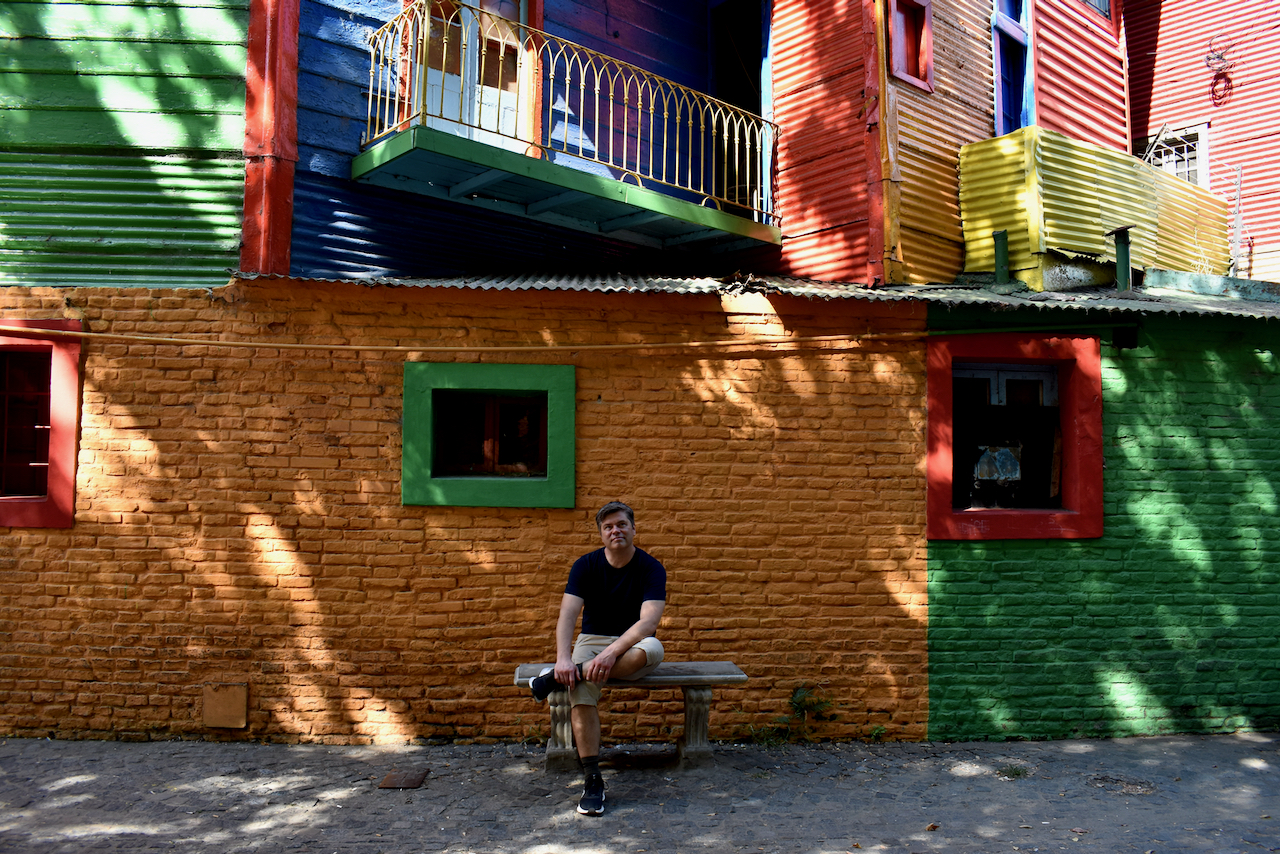 Tom Tikka & The Missing Hubcaps: Unveiling “Rainbows and Dead Flowers” – A Musical Odyssey