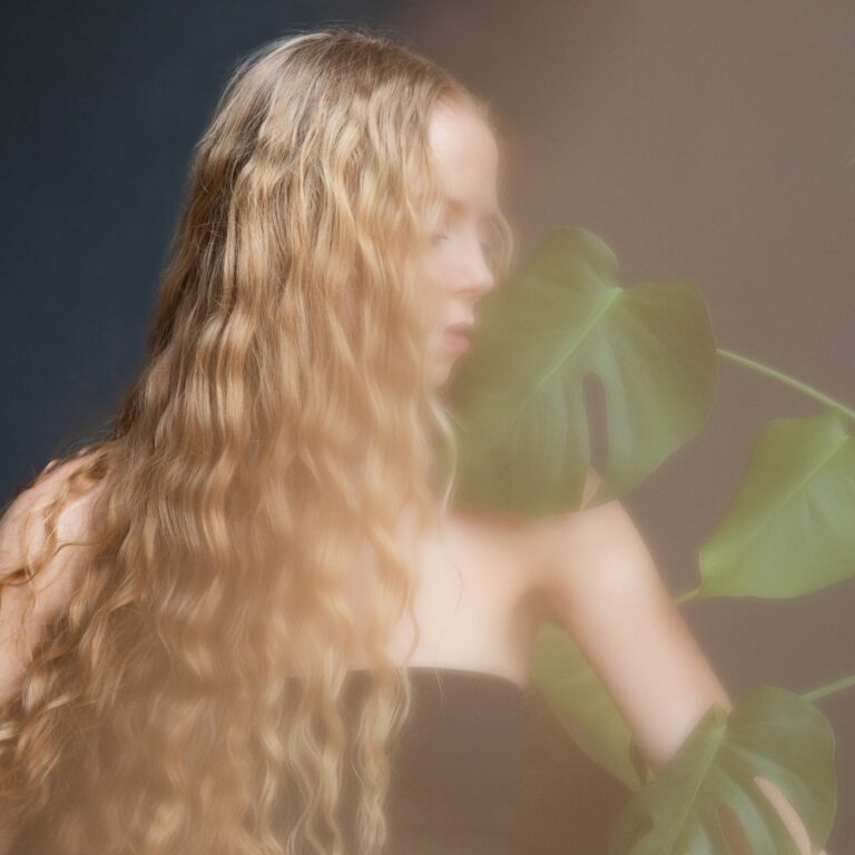 Silja Rós Unveils Soulful Pop Ballad “The way u…” Inspired by Love and Gratitude