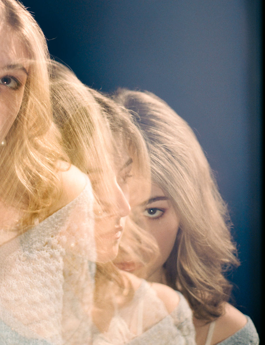 Ava Valianti – “Laugh Track”