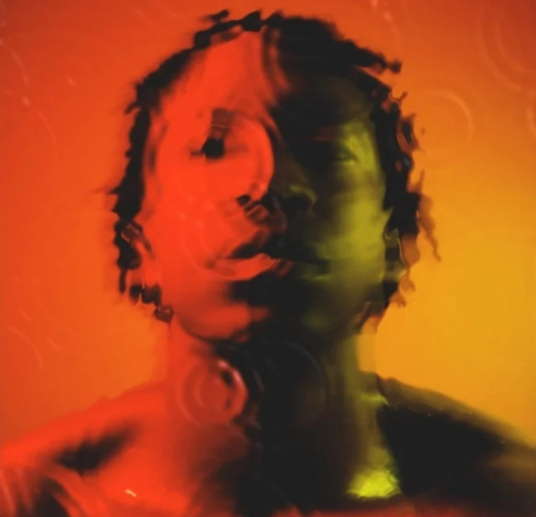 ROEINN – “Rain All The Time”