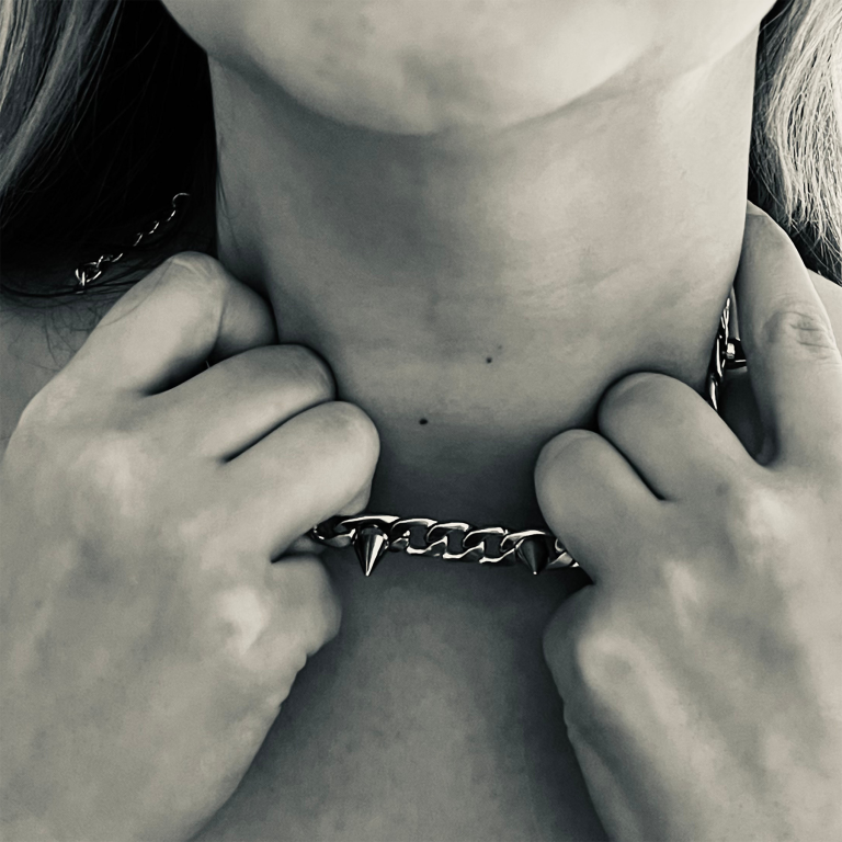 SkyDxddy’s “Choker” – A Raw, Unflinching Look at Survival Behind the Smile