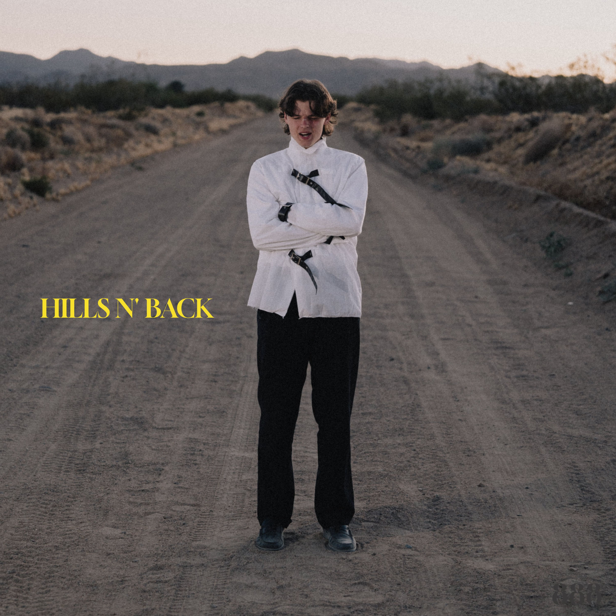 8lanco – HILLS N’ BACK