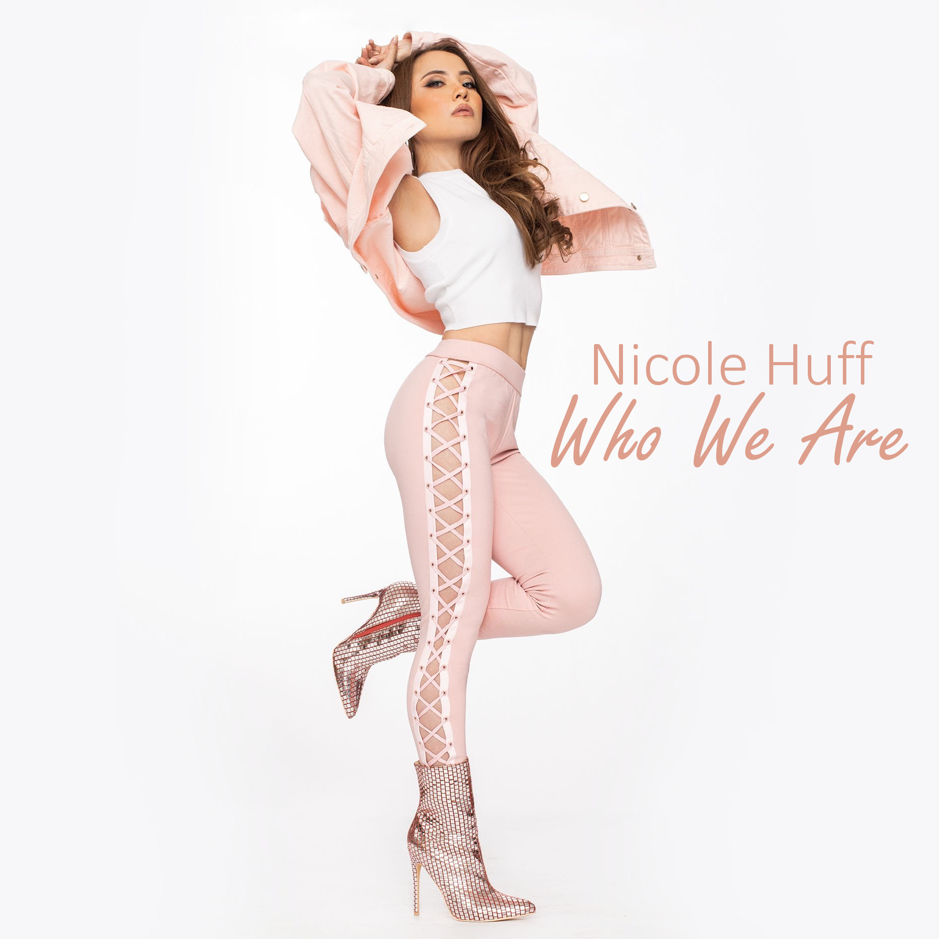 Nicole Huff – Entice Me Baby: A Confident Debut That Demands Attention